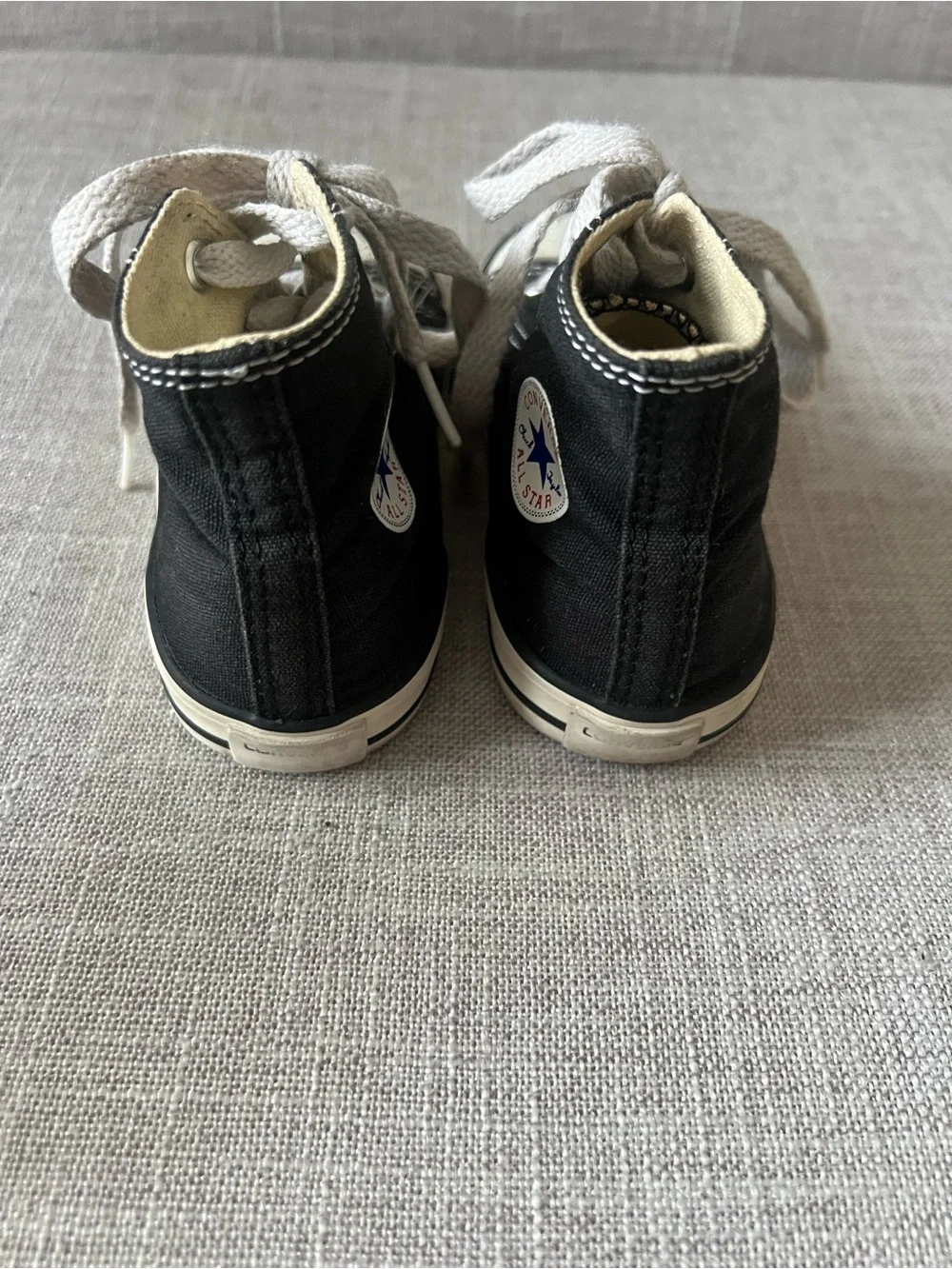 Converse Black and White Streetwear Unisex Kids High-Top Sneakers, Size 8